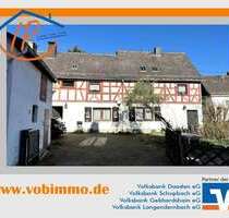 Haus zum Kaufen in Berzhahn 100.000,00 € 170 m²