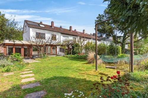 Foto - Haus zum Kaufen in Karlsruhe 849.000,00 € 152 m²