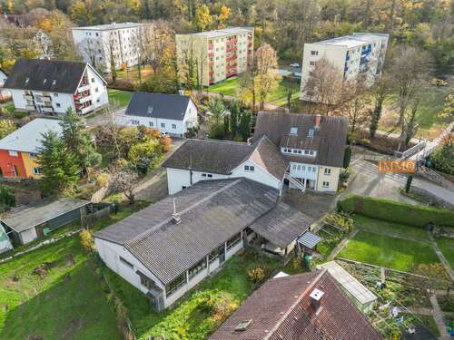 Foto - Haus zum Kaufen in Müllheim 890.000,00 € 445.94 m²