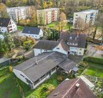 Haus zum Kaufen in Müllheim 890.000,00 € 445.94 m²