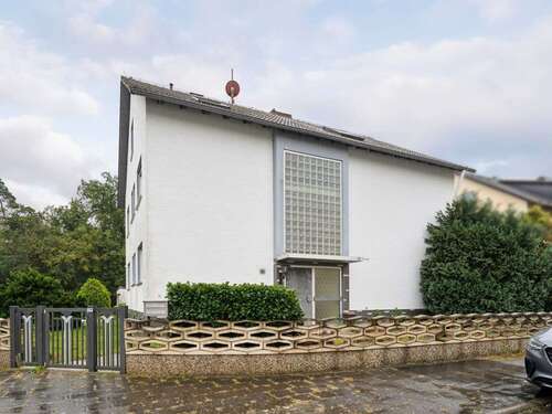 Foto - Haus zum Kaufen in Rüsselsheim 849.000,00 € 330 m²
