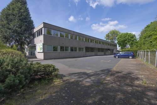 Foto - Halle in Berlin 32.000,00 € 3200 m²