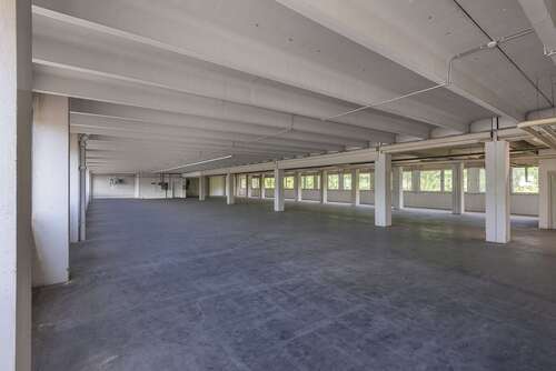 Foto - Halle in Berlin 32.000,00 € 3200 m²