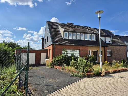 Foto - Haus zum Kaufen in Grevenbroich 315.000,00 € 140 m²