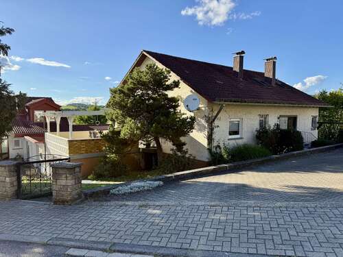 Foto - Haus zum Kaufen in Sinsheim Hoffenheim 575.000,00 € 245 m²