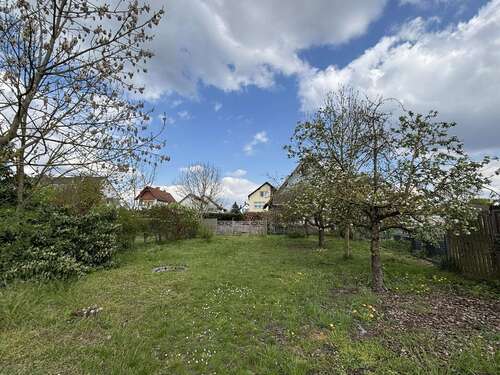 Foto - Grundstück zu verkaufen in Hallstadt 285.000,00 € 734 m²