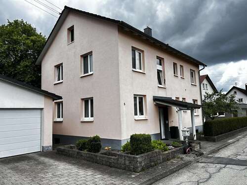 Foto - Haus zum Kaufen in Kolbingen 350.000,00 € 192 m²