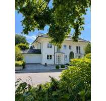 Haus zum Mieten in Grünwald 5.800,00 € 240 m²
