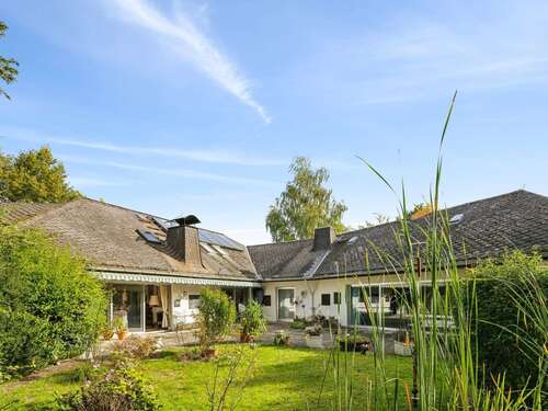 Foto - Haus zum Kaufen in Weilburg 540.000,00 € 389 m²