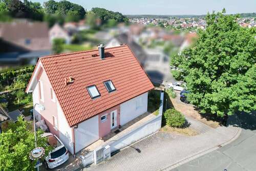 Foto - Haus zum Kaufen in Röttenbach 579.000,00 € 133.19 m²