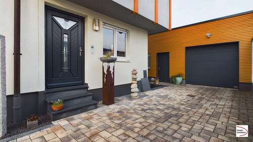 Foto - Haus zum Kaufen in Plankstadt 884.000,00 € 213.69 m²