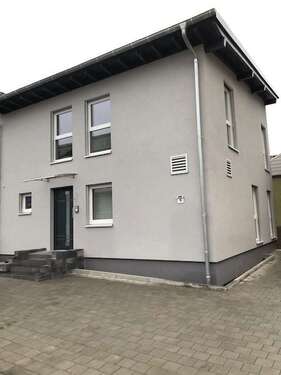 Foto - Haus zum Mieten in Mühltal Nieder-Ramstadt 1.700,00 € 139 m²