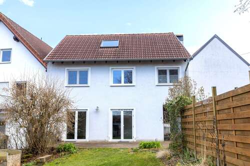 Foto - Haus zum Kaufen in Altenstadt 390.000,00 € 283 m²