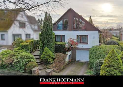 Foto - Haus zum Kaufen in Wedel 749.000,00 € 153.89 m²