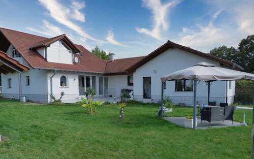 Foto - Haus zum Kaufen in Mörfelden-Walldorf 600.000,00 € 205.5 m²