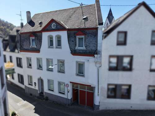 Foto - Haus zum Kaufen in Winningen 369.000,00 € 235 m²