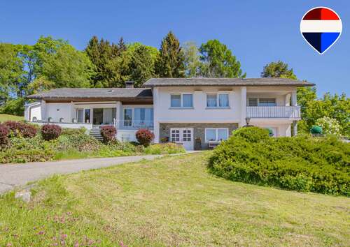 Foto - Haus zum Kaufen in Häusern 650.000,00 € 178 m²