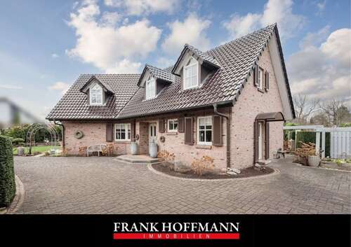 Foto - Haus zum Kaufen in Rellingen 1.399.000,00 € 243.13 m²