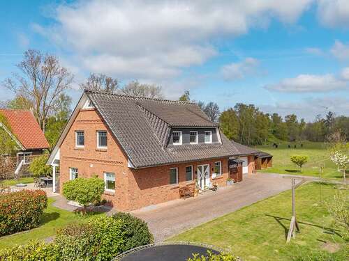Foto - Haus zum Kaufen in Wulfsen 949.000,00 € 219 m²