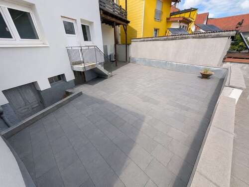 Foto - Haus zum Mieten in Mühlhausen 2.500,00 € 264 m²