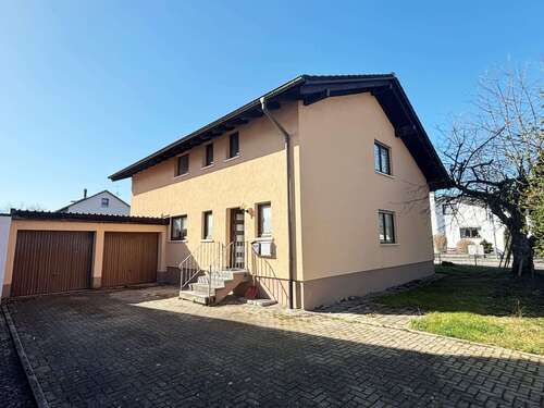 Foto - Haus zum Kaufen in Schopfheim 598.500,00 € 197.9 m²