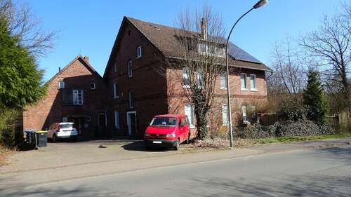 Foto - Haus zum Kaufen in Dörentrup 345.000,00 € 350 m²