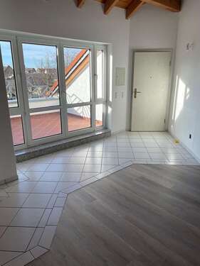 Foto - Wohnung zum Mieten in Bischofsheim 1.300,00 € 119.31 m²