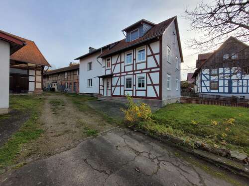 Foto - Haus zum Kaufen in Niederaula 310.000,00 € 232 m²
