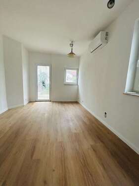 Foto - Wohnung zum Mieten in Kirchheim 300,00 € 24 m²