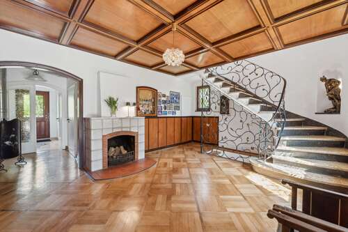 Foto - Haus zum Kaufen in Lauenau 875.000,00 € 267 m²