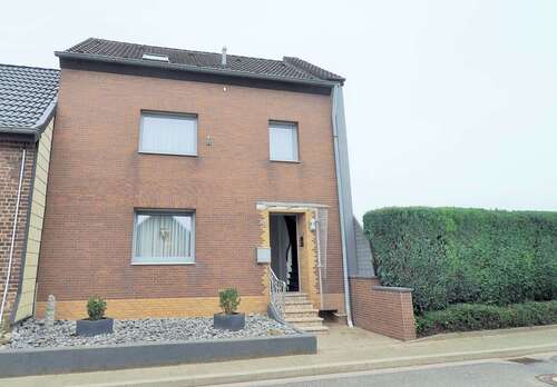 Foto - Haus zum Kaufen in Bedburg 290.000,00 € 122 m²