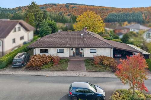 Foto - Haus zum Kaufen in Weinbach 368.000,00 € 134 m²