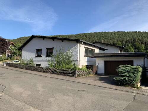 Foto - Haus zum Kaufen in Dahn 398.000,00 € 330 m²