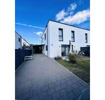 Haus zum Kaufen in Isernhagen 568.000,00 € 125 m²