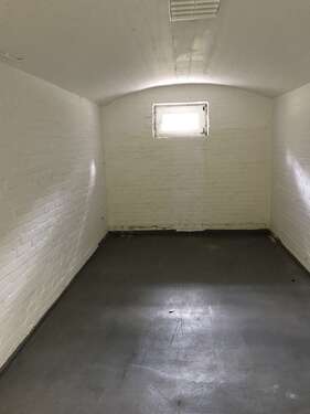 Foto - Garage zu vermieten in Potsdam 198,38 € 17.25 m²