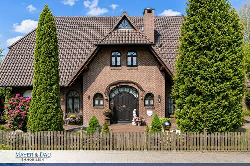Foto - Haus zum Kaufen in Bad Zwischenahn 599.000,00 € 249.68 m²