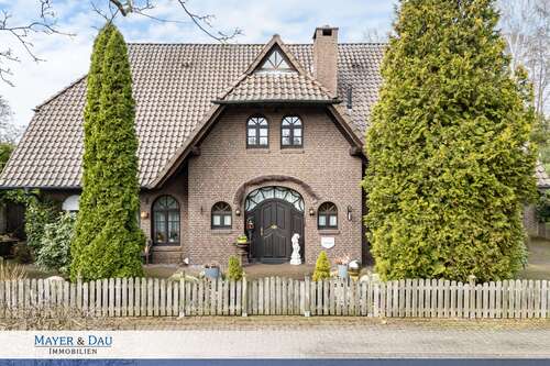 Foto - Haus zum Kaufen in Bad Zwischenahn 649.000,00 € 249.68 m²