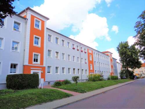 Foto - Wohnung zum Mieten in Braunsbedra 286,00 € 47.5 m²