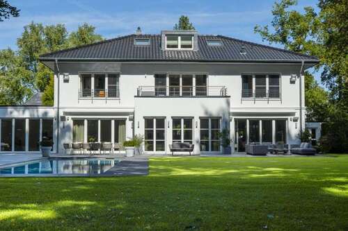 Foto - Haus zum Kaufen in Meerbusch 6.200.000,00 € 825 m²