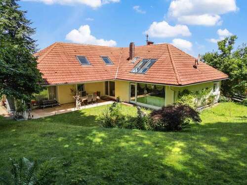 Foto - Haus zum Kaufen in Neusäß 925.000,00 € 250 m²