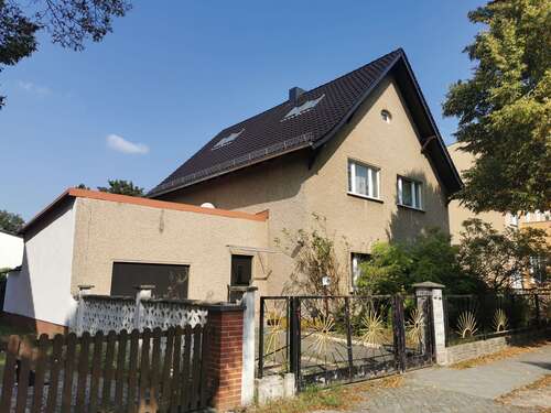 Foto - Haus zum Kaufen in Oranienburg 320.000,00 € 208 m²
