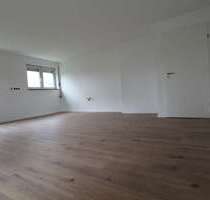 Wohnung zum Mieten in Glauchau Reinholdshain 880,00 € 129.68 m² - Glauchau / Reinholdshain
