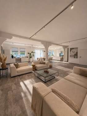 Foto - Wohnung zum Mieten in Villingen-Schwenningen 2.500,00 € 272 m²
