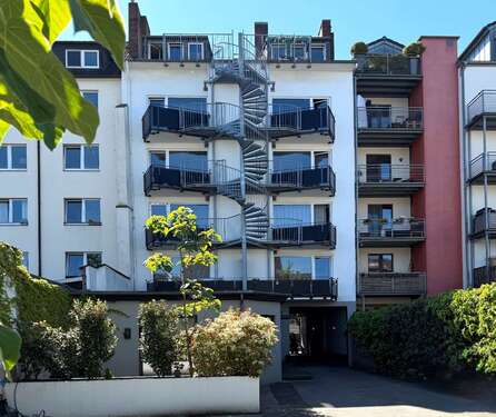 Foto - Haus zum Kaufen in Düsseldorf-Pempelfort 3.900.000,00 € 728 m²