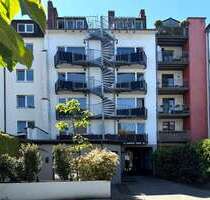 Haus zum Kaufen in Düsseldorf-Pempelfort 3.900.000,00 € 728 m²