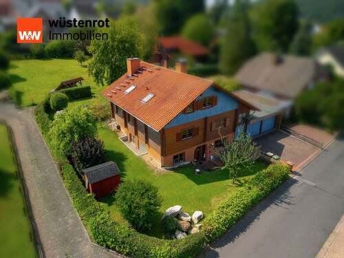 Foto - Haus zum Kaufen in Nieste 350.000,00 € 180 m²