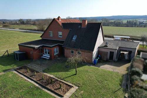 Foto - Haus zum Kaufen in Auetal Kathrinhagen 170.000,00 € 228 m²