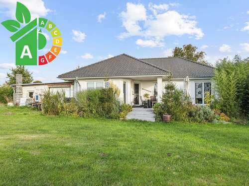 Foto - Haus zum Kaufen in Dettmannsdorf 299.000,00 € 110 m²