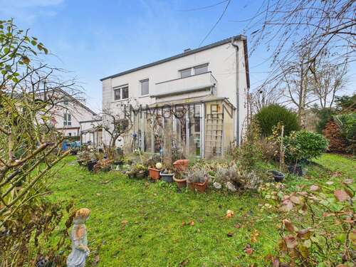 Foto - Haus zum Kaufen in Pentling 735.000,00 € 160.06 m²