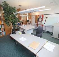 Büro in Kirchberg 1.135,00 € 169.65 m²